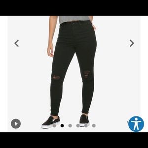 Ripped Knee Hi Rise Jeans